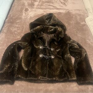 Women’s Sz S or S/P Guess Faux Fur Jacket